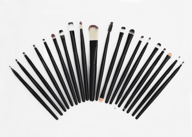 Zaina Makeup Brush Set (Color: black)